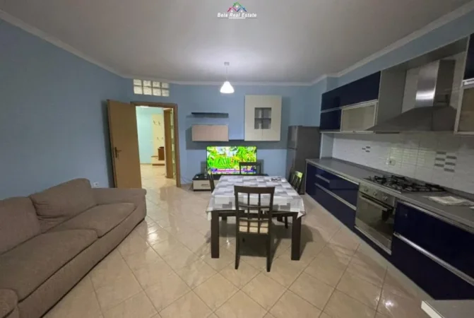 Tirane, jepet me qera apartament 2+1+Ballkon Kati 3, 90 m² 500 € (Rruga Marie Kraja)