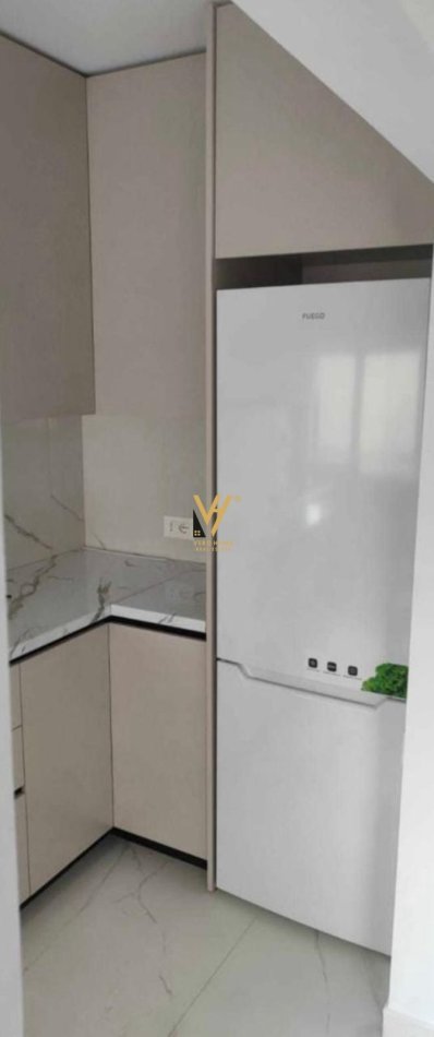 Tirane, jepet me qera apartament 2+1+Ballkon Kati 3, 75 m² 530 € (RRUGA NDRE MJEDA)