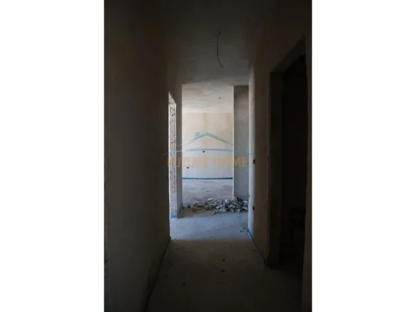 Tirane, shitet apartament 2+1 Kati 11, 122 m² 310.000 € 