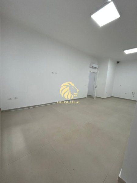 Tirane, shitet ambjent biznesi , 140 m² (Qsut)