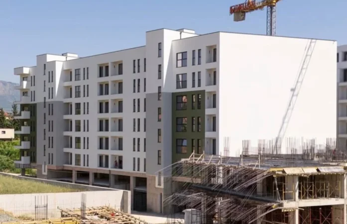 Tirane, shes apartament 3+1+Ballkon Kati 6, 133 m² 140.000 € (Rezidenca Diellon)