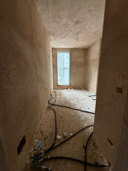 Tirane, shitet apartament 1+1+Ballkon Kati 3, 56 m² 62.850 € (Univers City)