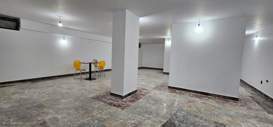Tirane, jepet me qera ambjent biznesi Kati 0, 200 m² 3000 € (Blloku)