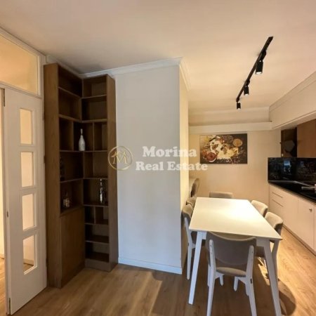 Tirane, jepet me qera apartament 2+1 Kati 4, 100 m² 600 € (Shkoze)