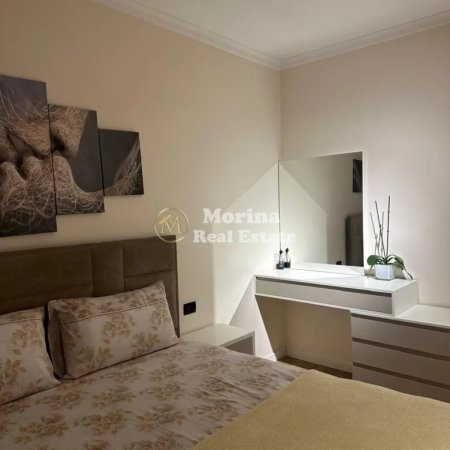 Tirane, jepet me qera apartament 2+1 Kati 4, 100 m² 600 € (Shkoze)
