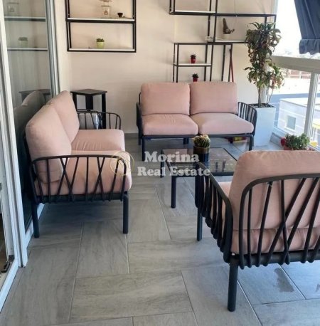 Tirane, jepet me qera apartament 2+1 Kati 4, 100 m² 600 € (Shkoze)