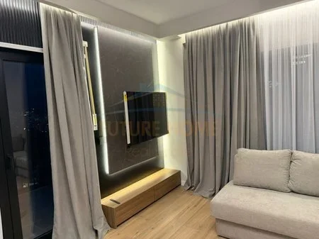 Tirane, jepet me qera apartament 3+1 , 145 m² 1.500 € 