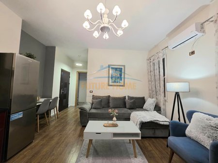 Tirane, shitet apartament 3+1 Kati 3, 166 m² 174.000 € 