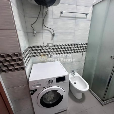 Tirane, jepet me qera apartament 1+1 Kati 2, 67 m² 540 € (Rruga Besim Alla)