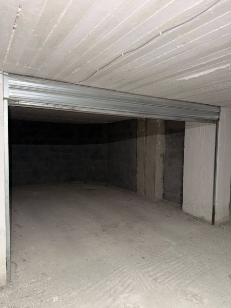 Durres, shes 3+1+Ballkon Kati 6, 116 m² (VILA ZOGUT 0692039456)