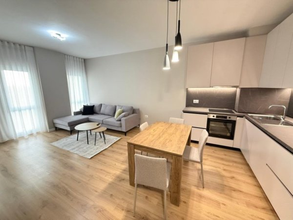 Tirane, jepet me qera apartament 1+1+Ballkon Kati 10, 70 m² 700 € (Zogu i Zi)