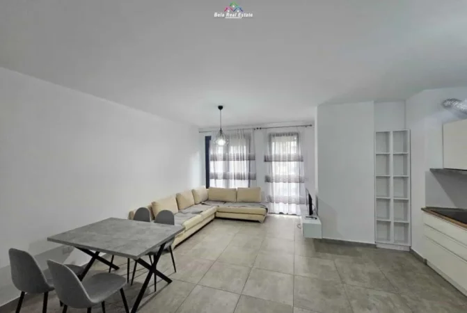 Tirane, jap me qera apartament 2+1 Kati 4, 110 m² 600 € (Rruga Kongresi i Manastirit)