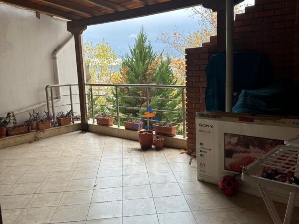 Tirane, shitet apartament 1+1+Ballkon Kati 1, 80 m² 155.000 € 