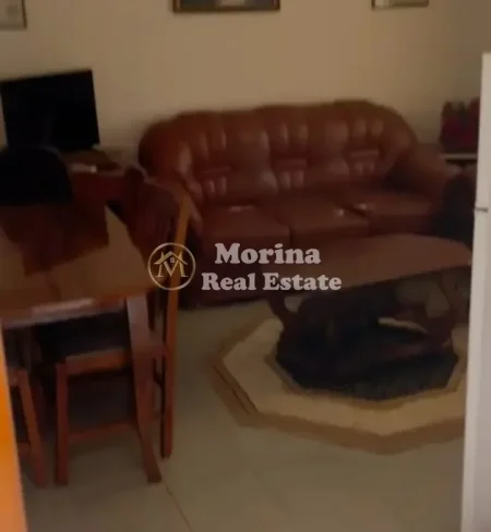 Tirane, jepet me qera Vile 1+1 Kati 1, 70 m² 400 € (Don Bosko)