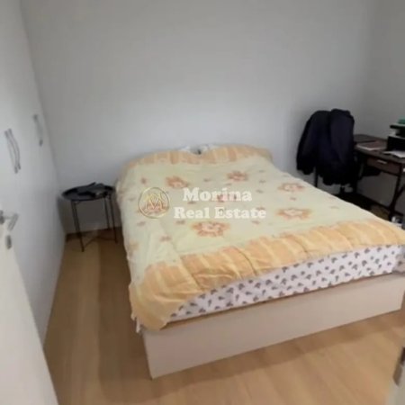 Tirane, jepet me qera apartament 1+1 Kati 10, 50 m² 450 € (Rruga 5 Maji)