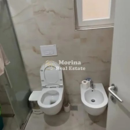 Tirane, jepet me qera apartament 1+1 Kati 10, 50 m² 450 € (Rruga 5 Maji)