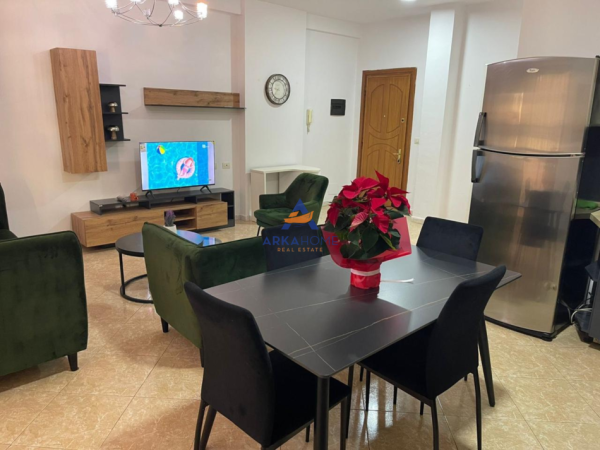 Tirane, jap me qera apartament 2+1 Kati 4, 109 m² 778 € 