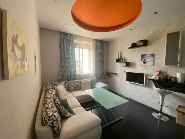 Tirane, shitet apartament 2+1+Aneks+Ballkon Kati 4, 82 m² 