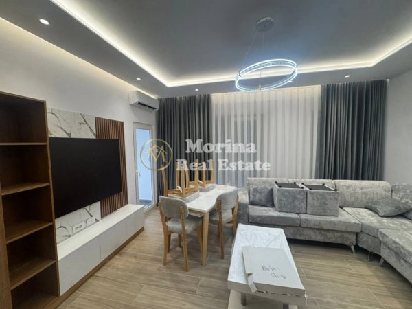 Tirane, jepet me qera apartament 1+1+Ballkon Kati 4, 65 m² 650 € (5 Maji)