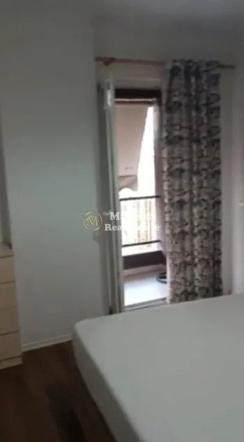 Tirane, jepet me qera apartament 2+1 Kati 4, 86 m² 500 € (Rruga 5 Maji)