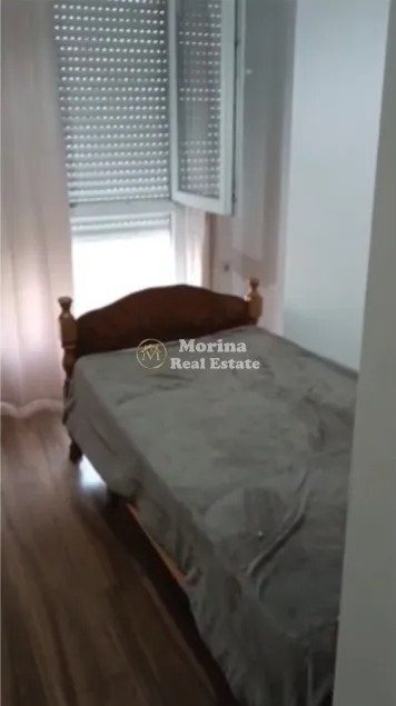 Tirane, jepet me qera apartament 2+1 Kati 4, 86 m² 500 € (Rruga 5 Maji)