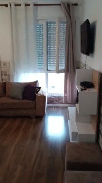 Tirane, jepet me qera apartament 2+1 Kati 4, 86 m² 500 € (Rruga 5 Maji)