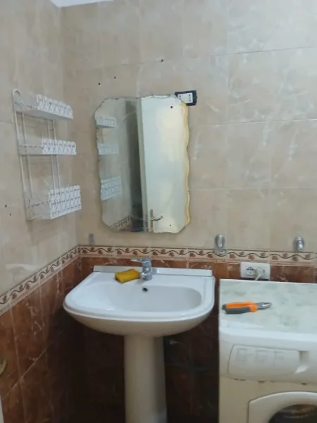 Tirane, jepet me qera Vile 2+1 Kati 3, 110 m² 700 € (21 Dhjetori)