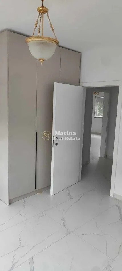 Tirane, jepet me qera apartament 2+1 Kati 3, 75 m² 530 € (21 Dhjetori)