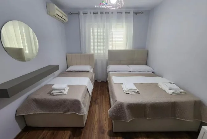 Tirane, jepet me qera apartament 2+1 Kati 2, 114 m² 1.000 € (Rruga e Kosovareve)