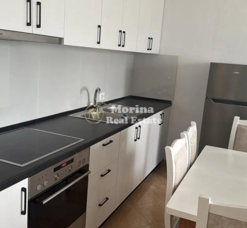 Tirane, jepet me qera shtepi 2+1 Kati 2, 105 m² 400 € (Mezez)