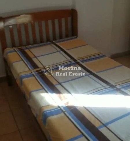 Tirane, jepet me qera apartament 2+1 Kati 4, 85 m² 400 € (Rruga 5 Maji)