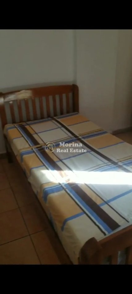 Tirane, jepet me qera apartament 2+1 Kati 4, 85 m² 400 € (Rruga 5 Maji)