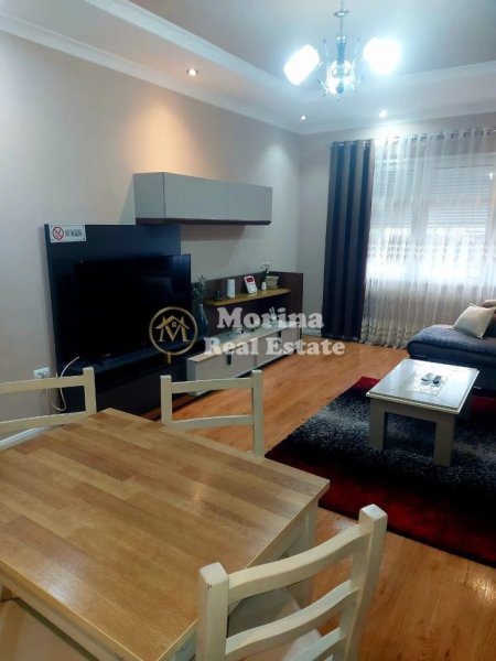 Tirane, jepet me qera apartament 2+1 Kati 2, 95 m² 900 € (Liqeni i Thate)