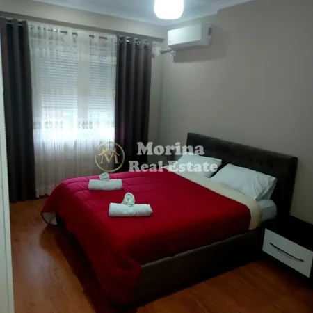 Tirane, jepet me qera apartament 2+1 Kati 2, 95 m² 900 € (Liqeni i Thate)