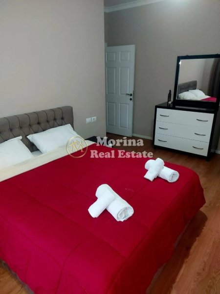 Tirane, jepet me qera apartament 2+1 Kati 2, 95 m² 900 € (Liqeni i Thate)