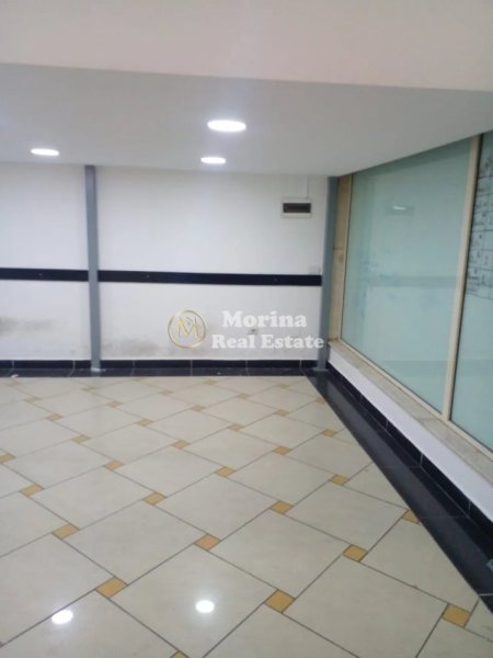 Tirane, jepet me qera ambjent biznesi Kati 2, 60 m² 550 € (Rruga e Barrikadave)