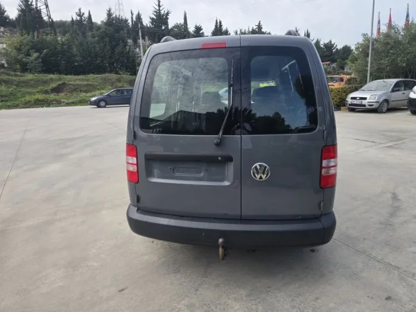 Fier, shes VW Caddy 1.6 TDI Max Klima Nafte, gri e erret manuale Klima 200.000 km 7900 €