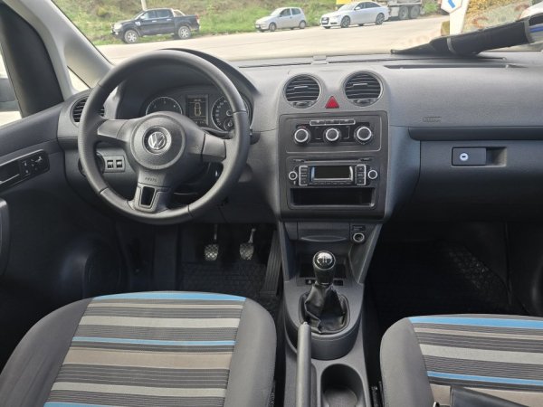 Fier, shes VW Caddy 1.6 TDI Max Klima Nafte, gri e erret manuale Klima 200.000 km 8.200 €