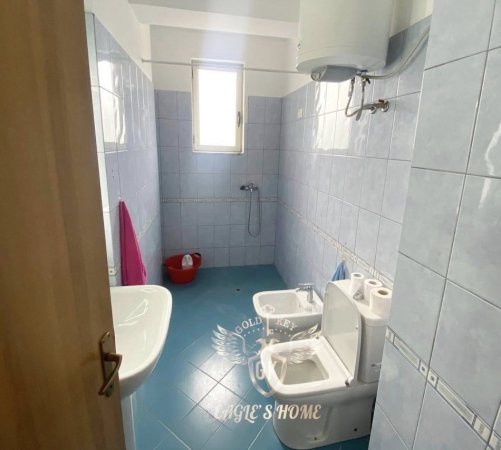 Durres, jepet me qera apartament 2+1+Ballkon Kati 10, 111 m² (600)