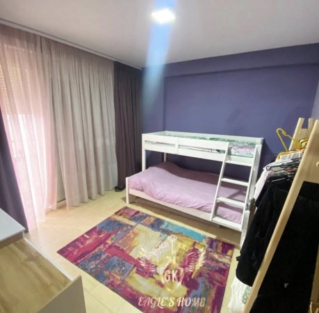 Durres, jepet me qera apartament 2+1+Ballkon Kati 10, 111 m² (600)