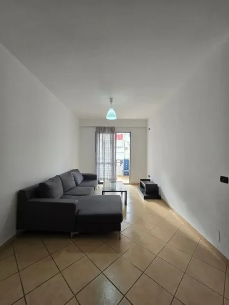 📢 JEPET ME QIRA 2+1 ne ASTIR  450 €