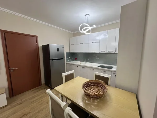 Tirane, jepet me qera apartament 1+1 Kati 2, 67 m² 520 € (Misto Mame)