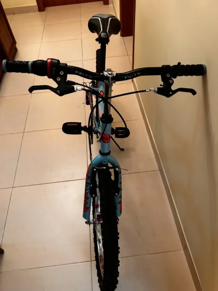 Tirane, shes biciklete per femije djem + vajza jeshile 70 €