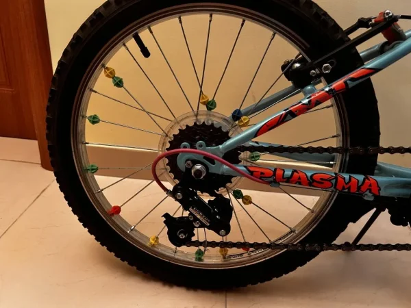 Tirane, shes biciklete per femije djem + vajza jeshile 70 €