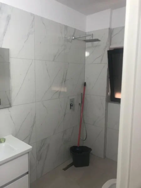 Tirane, shitet apartament 3+1+Ballkon Kati 8, 116 m² 261.000 € 