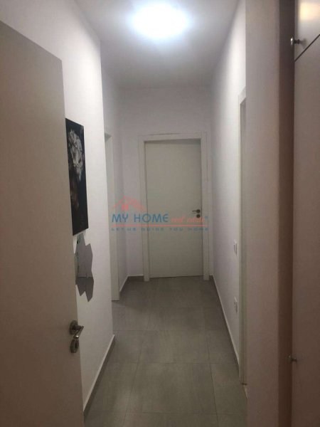 Tirane, shitet apartament 3+1+Ballkon Kati 8, 116 m² 261.000 € 