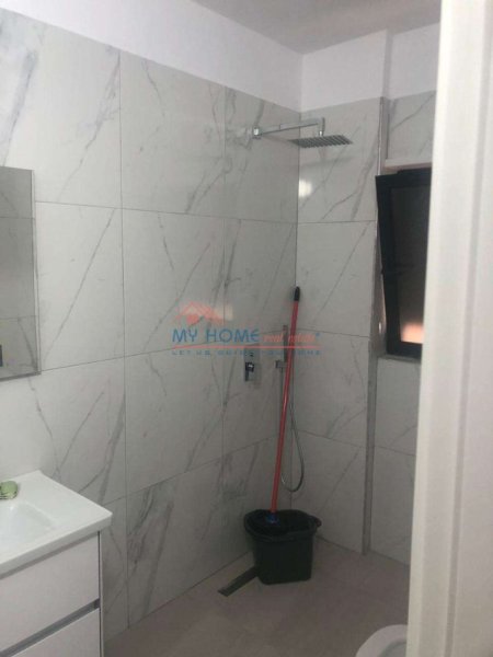 Tirane, shitet apartament 3+1+Ballkon Kati 8, 116 m² 261.000 € 