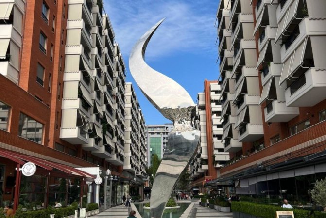 Tirane, jepet me qera apartament 3+1 , 122 m² 1.350 € (Delijorgji)