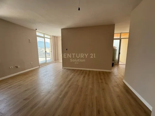 Tirane, shitet apartament 2+1 Kati 9, 110 m² 170.000 € (Rruga Sokrat Miho)