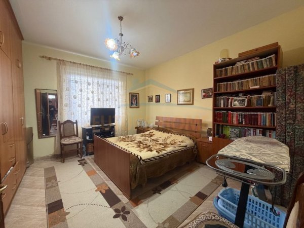 Tirane, shitet shtepi 1 Katshe Kati 1, 111 m² 200.000 € 